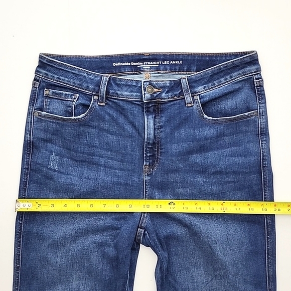 Chicos Women's DefineMe Jeans Blue Denim Straight Leg Ankle Stretch Size 12R - Picture 13 of 15